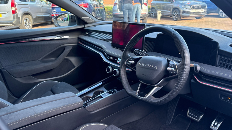 Skoda Superb 1.5 TSI iV Sportline 5dr DSG Estate